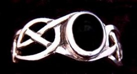 Keltischer Silberring mit Onyxstein