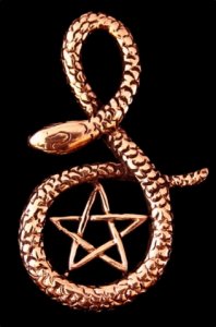 Schmuckanhänger Schlange mit Pentagramm Bronze