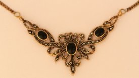 Gotische Halskette Aladria Onyx Bronze
