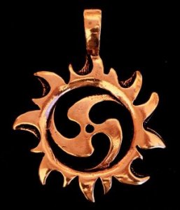 Anhänger Celtic Triskel Sonne Bronze