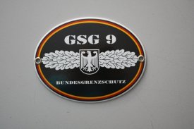 Emailleschild "GSG 9 - Bundesgrenzschutz"